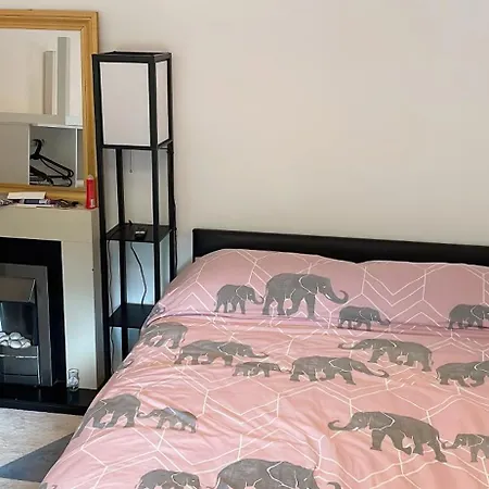 68 Clift House Homestay London