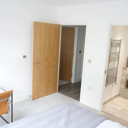 Luxury Flat In Royal Wharf * London