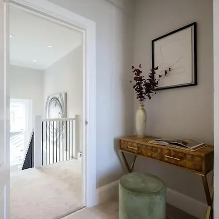 Chic 3 Bed In Notting Hill