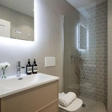 Chic 3 Bed In Notting Hill London
