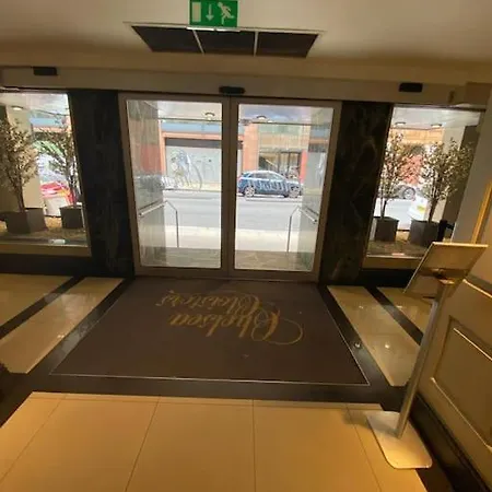 Stylish & Comfy Chelsea Haven Walk To Tube & Bus London