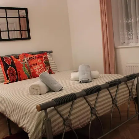Eldridge Court - 1 Bedroom Dagenham