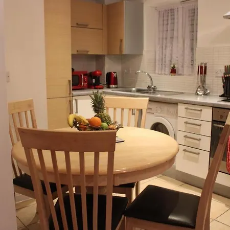 Eldridge Court - 1 Bedroom Apartment