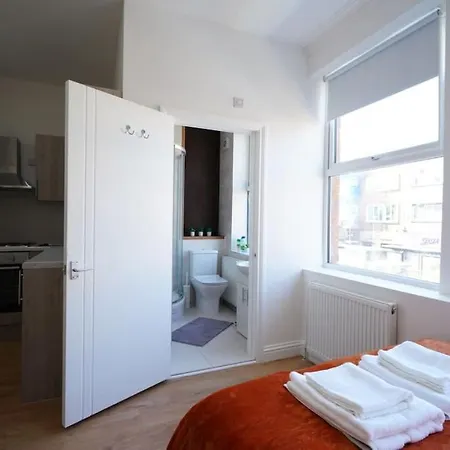 New Private 2 Apartment
