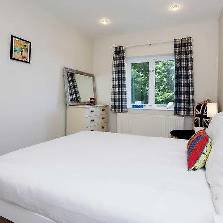 Veeve - Ace Delights Holiday home London