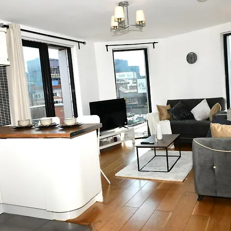 Apartment Spacious 2bedroom In Airport *