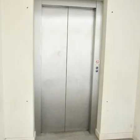 Spacious 2bedroom In Airport * London