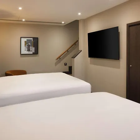 Doubletree By Hilton Victoria 4*