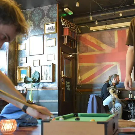 The Walrus Bar And Hostel *