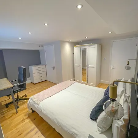 Bloomsbury Residences *