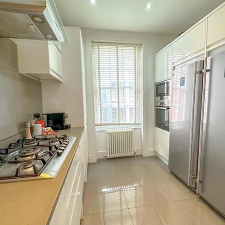 Bloomsbury Residences * London