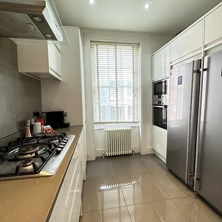 Apartment Bloomsbury Residences London