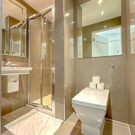 Apartment Bloomsbury Residences