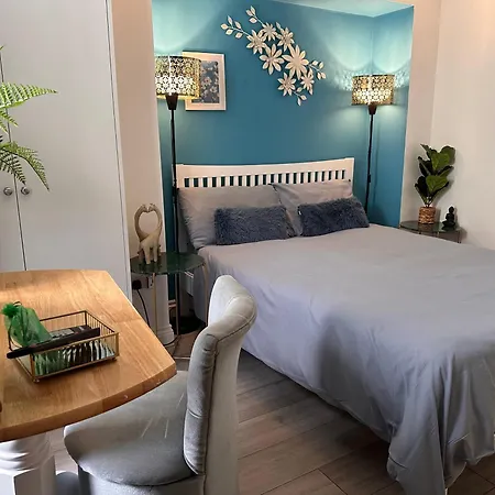 Maria Apartment London