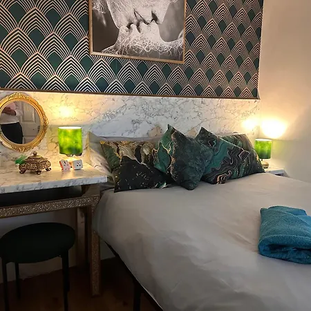 Apartment Maria London