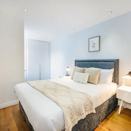 Welcome - The Piazza Apartment London