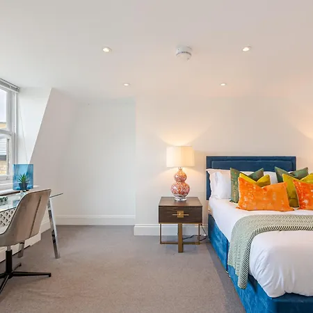 Apartment Charming 3bedroom In London