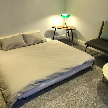 Homestay Shared House - Private With Dedicated Guest Bathroom Near Paddington London
