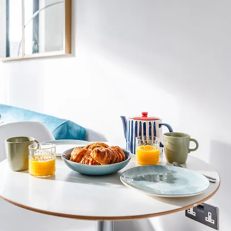 Chic 1 Bed Kings Cross Farringdon 4 Guests 伦敦