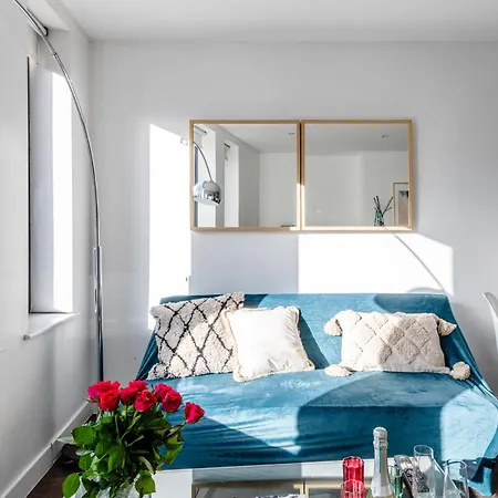 Chic 1 Bed Kings Cross Farringdon 4 Guests * 伦敦