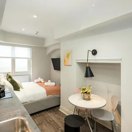 Apartment Hyde Park By Sleepy London