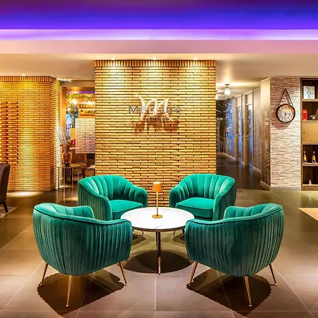 Mercure Bridge Hotel 4*