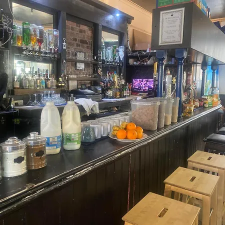 Hostel The Phoenix Paddington Londra