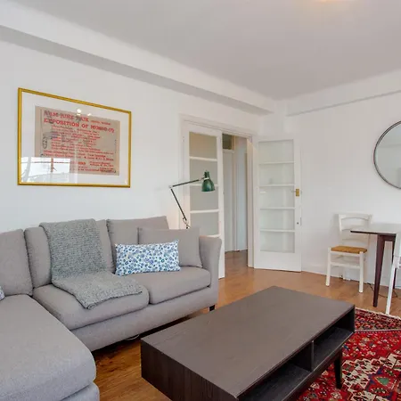 Contemporary 2 Bedroom Flat In Bayswater Apartment