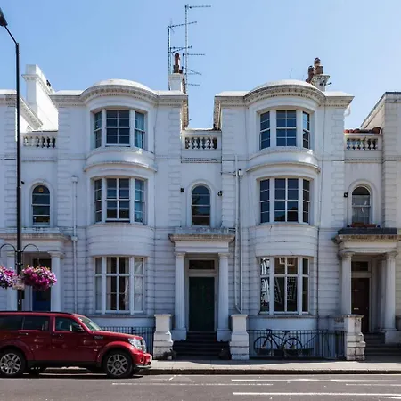 Elegant Airy 2 Bedroom Flat In Paddington