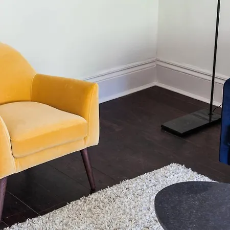 Elegant Airy 2 Bedroom Flat In Paddington London