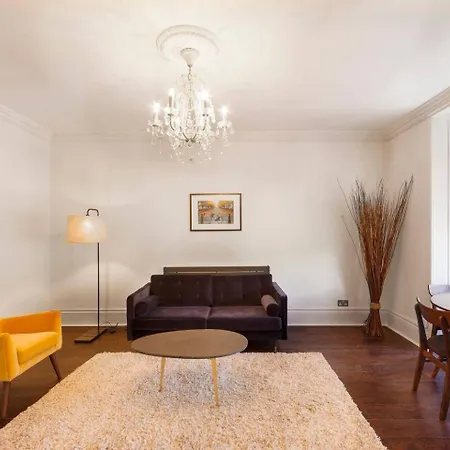 Elegant Airy 2 Bedroom Flat In Paddington Apartment *
