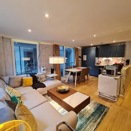 Stylish And Modern 1 Bedroom In Farringdon *