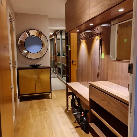 Stylish And Modern 1 Bedroom In Farringdon Apartment