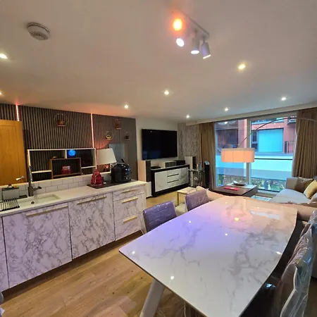 Stylish And Modern 1 Bedroom In Farringdon Apartment *