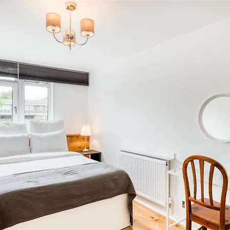 Apartment Homely 4 Bedroom House In Brixton *