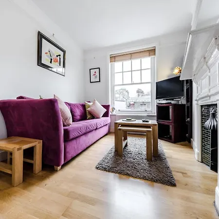 Stylish 1 Bedroom In Amazing Soho Location