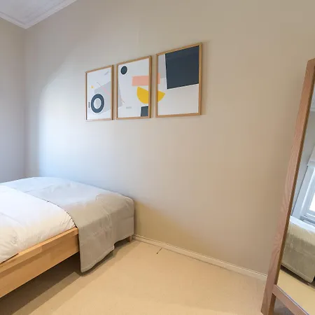 Homely 2 Bedroom Victorian In Hampstead * London