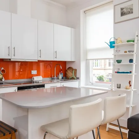 Homely 1 Bedroom In The Heart Of Vibrant Camden Londres