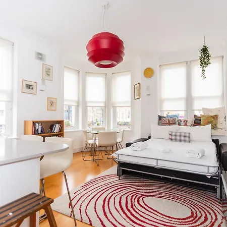 Homely 1 Bedroom In The Heart Of Vibrant Camden *