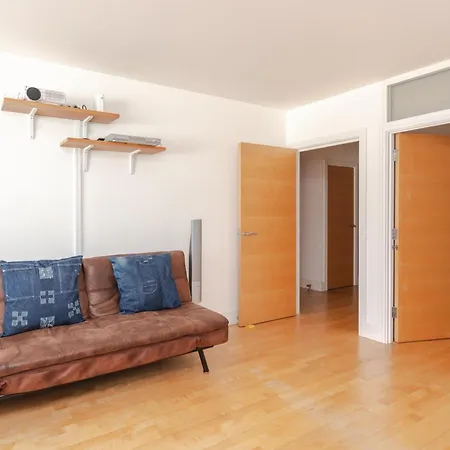 Spacious 2 Bedroom Flat On Bermondsey St