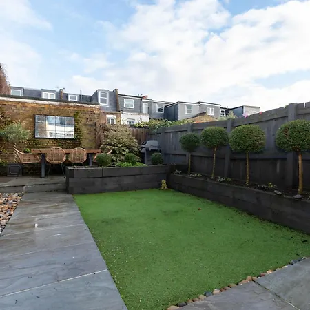Apartment Gorgeous 3 Bedroom In Quaint Southfields London