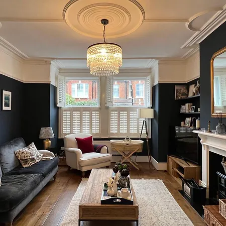 Apartment Gorgeous 3 Bedroom In Quaint Southfields