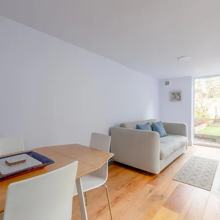 Tranquil 1 Bedroom Flat In Peckham *