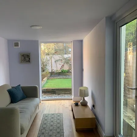 Tranquil 1 Bedroom Flat In Peckham Apartment