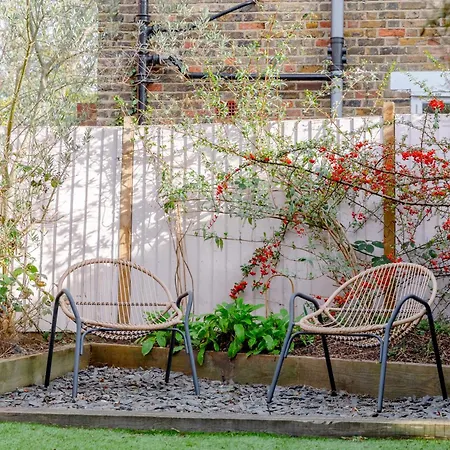 Tranquil 1 Bedroom Flat In Peckham