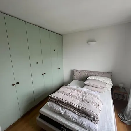 Peaceful 2 Bedroom Flat With Roof Terrace - Hackney Apartment