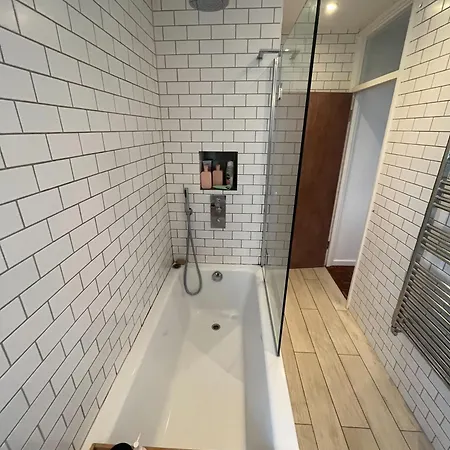 Peaceful 2 Bedroom Flat With Roof Terrace - Hackney