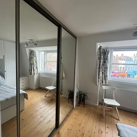 Apartment Vibrant & Homely 2bd Flat - Angel *