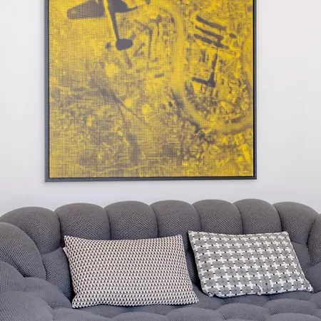 Stylish & Light Victorian 2bd Flat - Holland Park Apartment