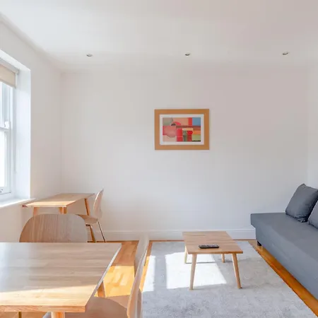 Contemporary 1bd Flat - Camden Apartment